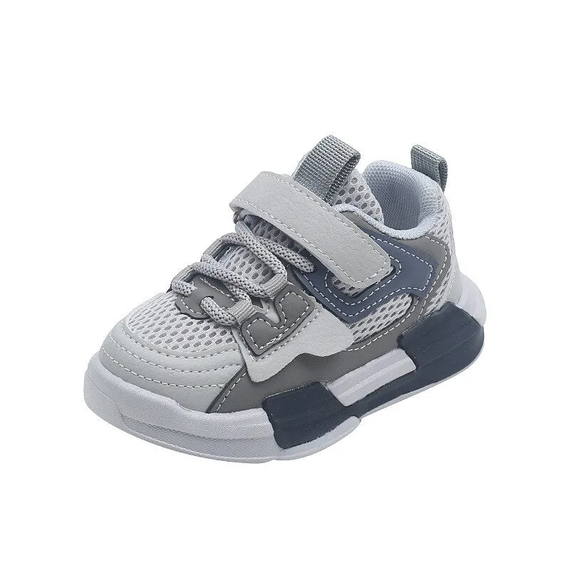 Flat sneakers for boys and girls. Sneakers with a soft, breathable base