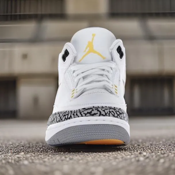 JORDAN 3 ~White/Yellow/Grey/Black~ Basketball sneakers ~Size 13~ (Men’s)