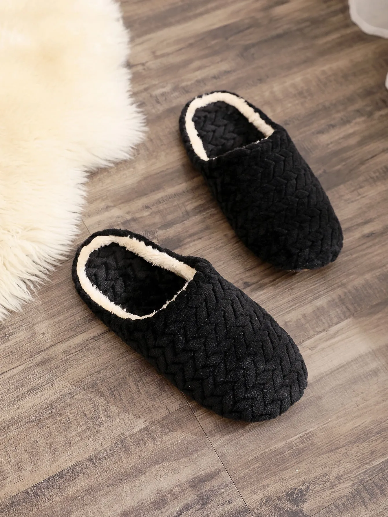 Men Texture Fluffy Bedroom Slippers