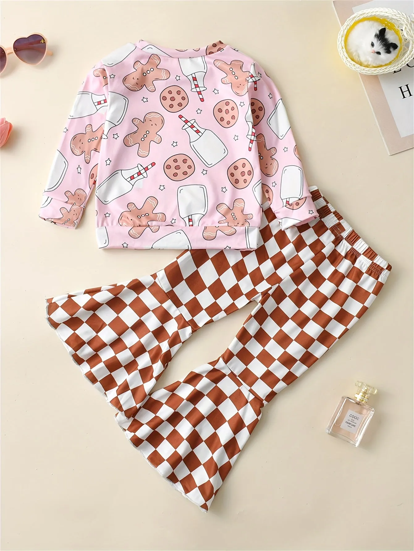 Toddler Girls Cartoon Gingerbread Man Graphic Pullover   Plaid Flare Pants Kids outdoor Clothes Christmas